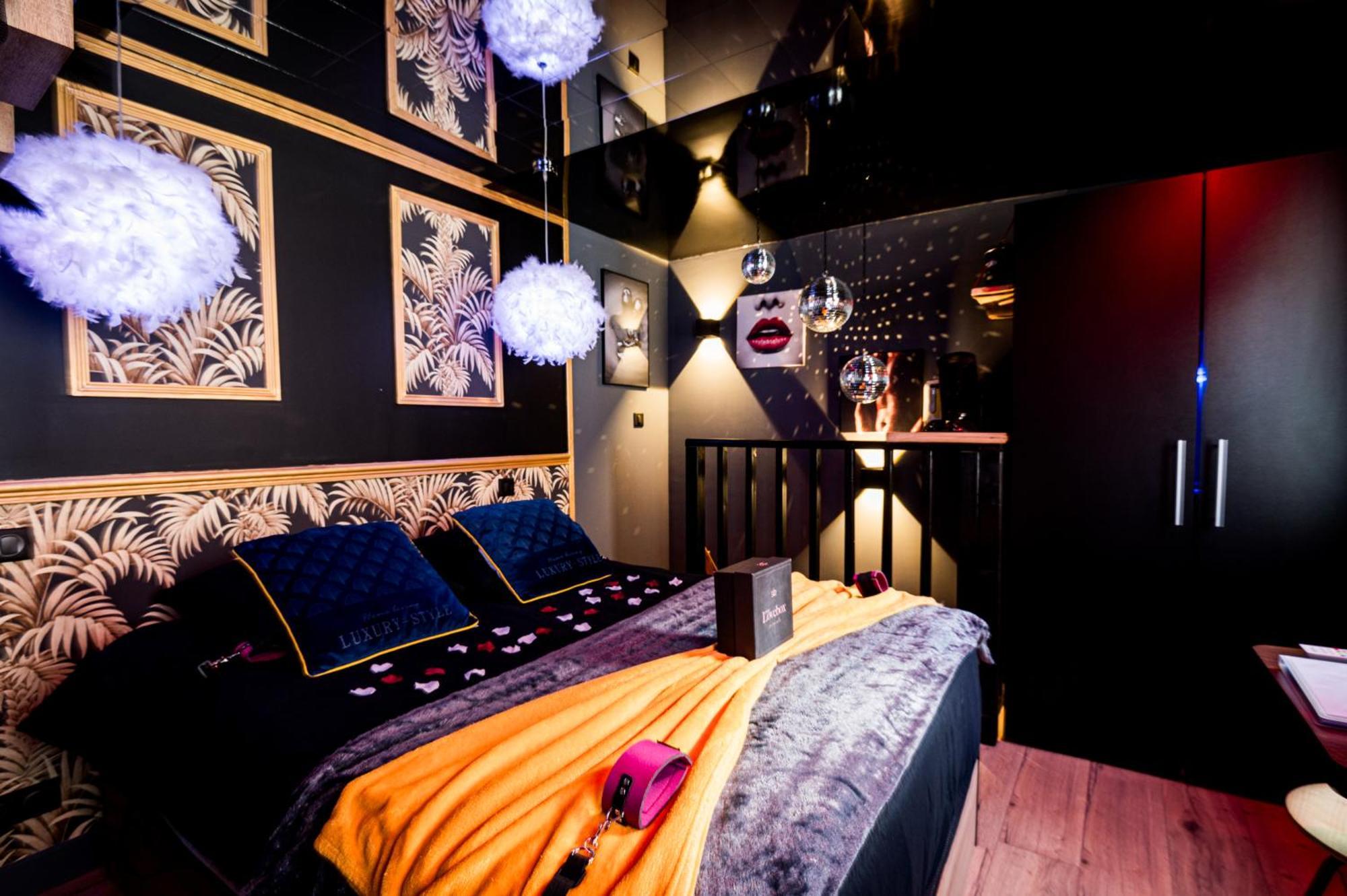 Loveroom Sauna, Balneo, Parking Prive Dans Le Centre De Honfleur Pokój zdjęcie