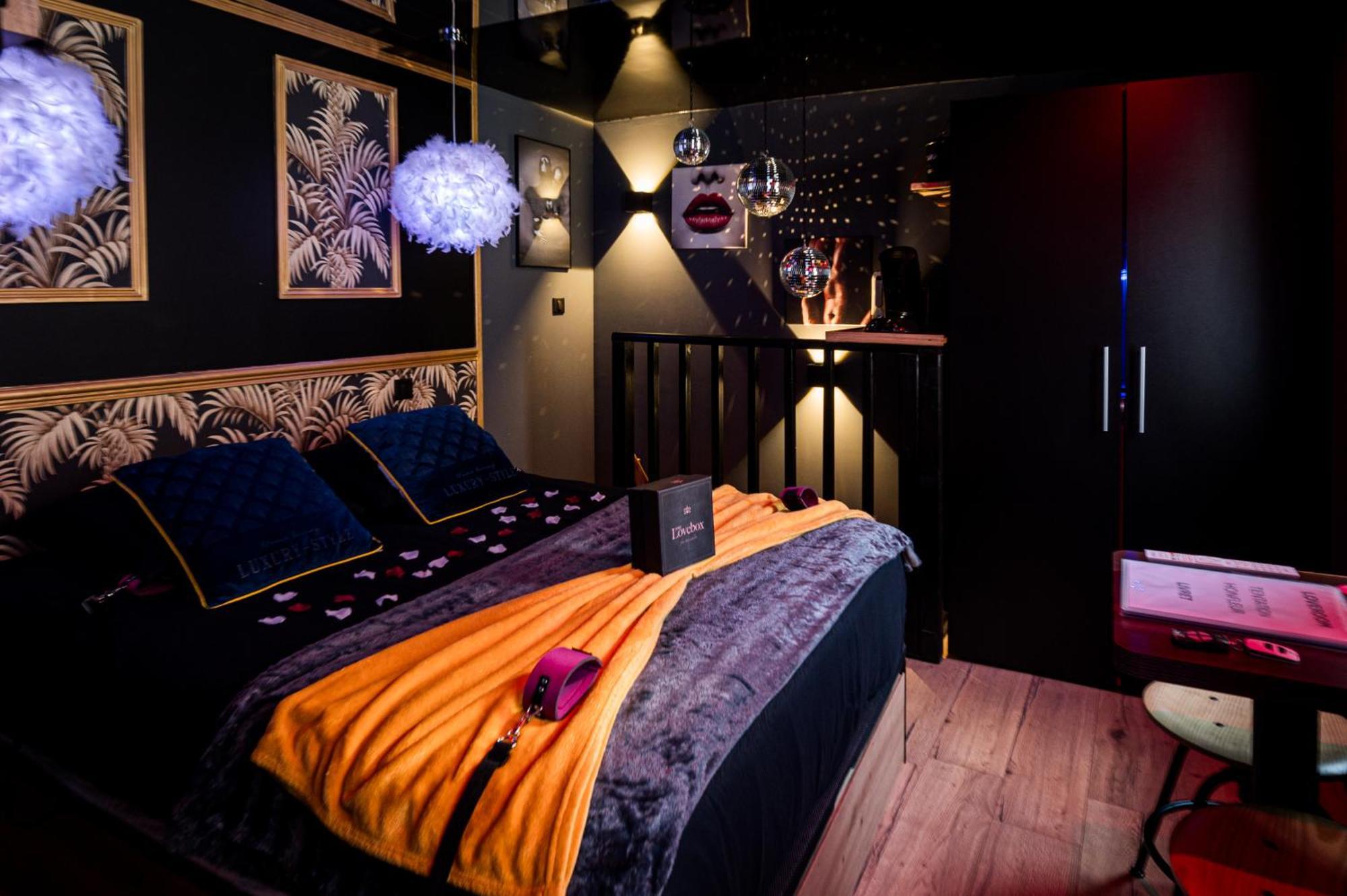 Loveroom Sauna, Balneo, Parking Prive Dans Le Centre De Honfleur Pokój zdjęcie